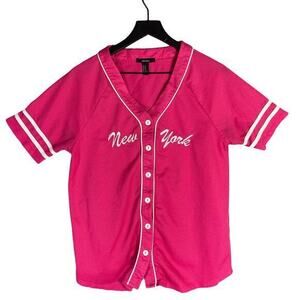 Forever‎ 21 Women's Pink V-Neck New York Graphic Jersey Top M